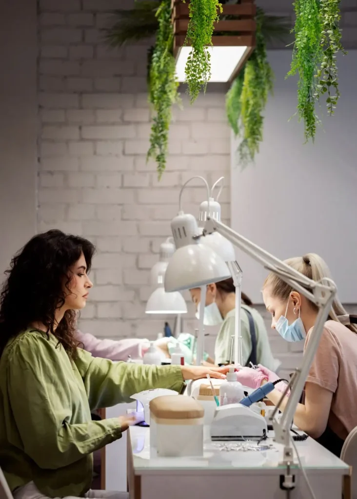 Nail salon uses POS for operation management